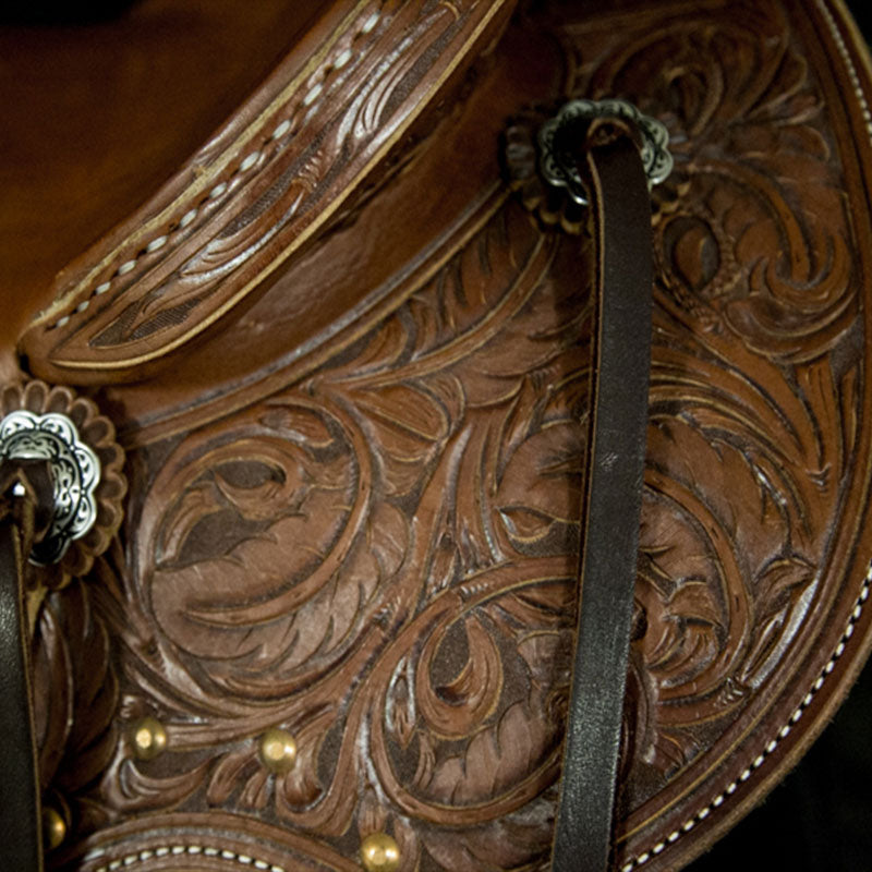 CC Signature Feather Scroll